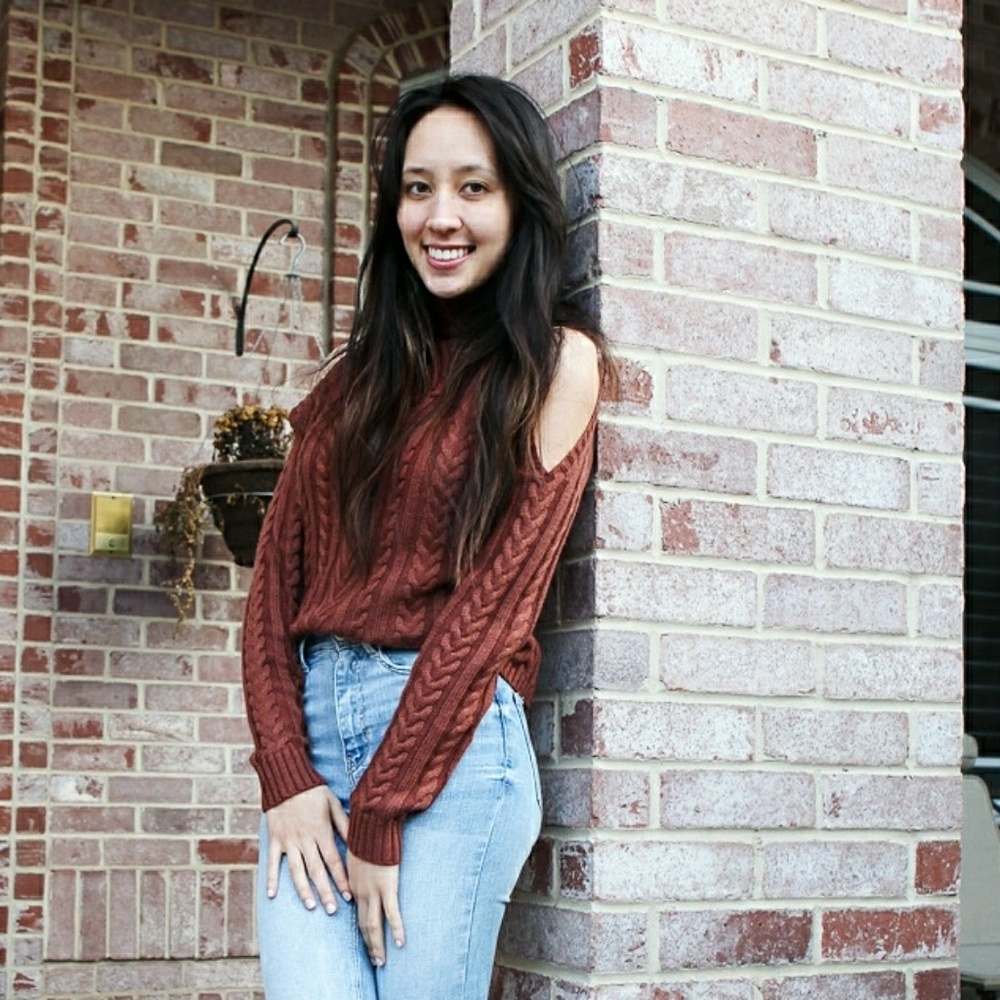 Meet your Posher, Sasa